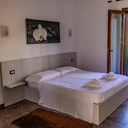 La Quiete - Adults Only Bed and Breakfast Cuke